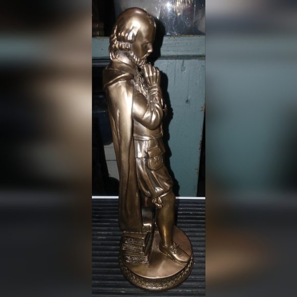William Shakespeare bronze staue - Picture 8 of 10